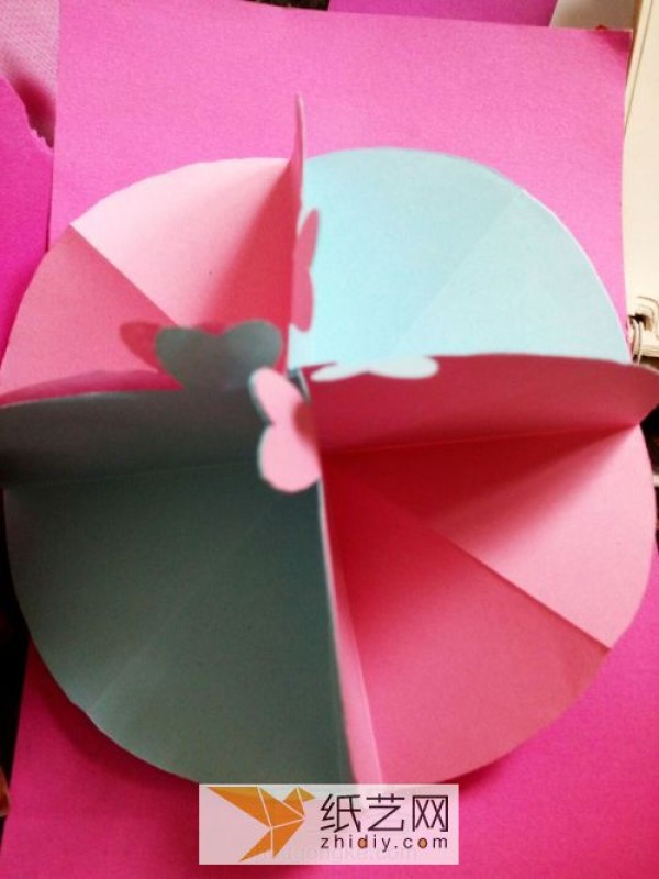 How to make a handmade three-dimensional Valentines Day greeting card using an origami exploding box mechanism