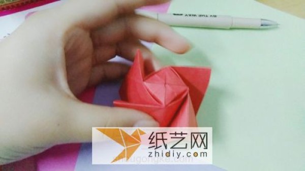 Little surprise for Chinese Valentines Day origami roses