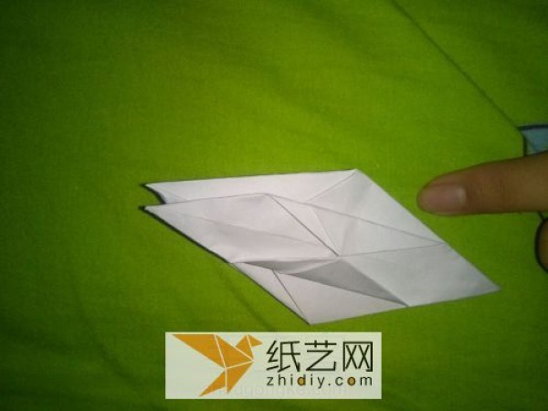 New 3D Origami Lily Flower Illustrated Tutorial How to Fold a Lily Quickly