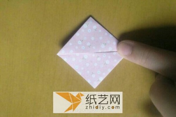 How to make origami cherry blossoms in detail