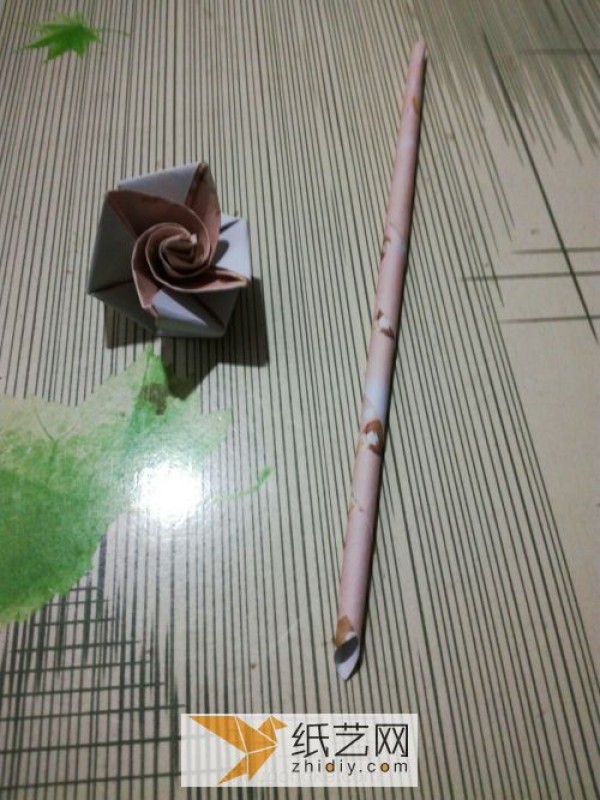 Three-minute origami roses, an emergency gift for Valentine’s Day on Chinese Valentine’s Day