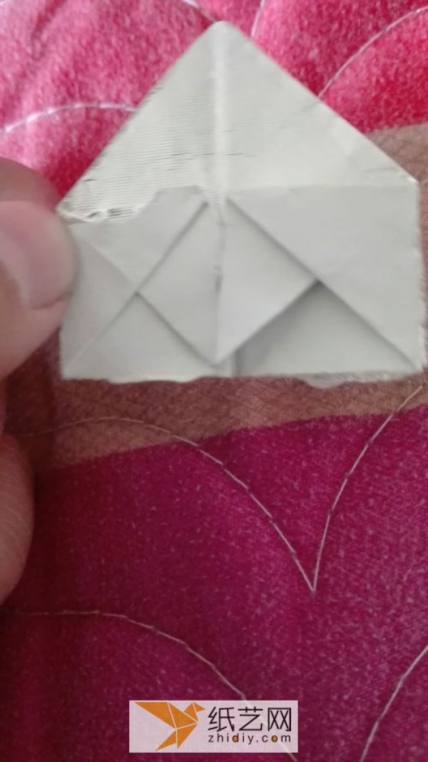 Beautiful way to fold an origami heart