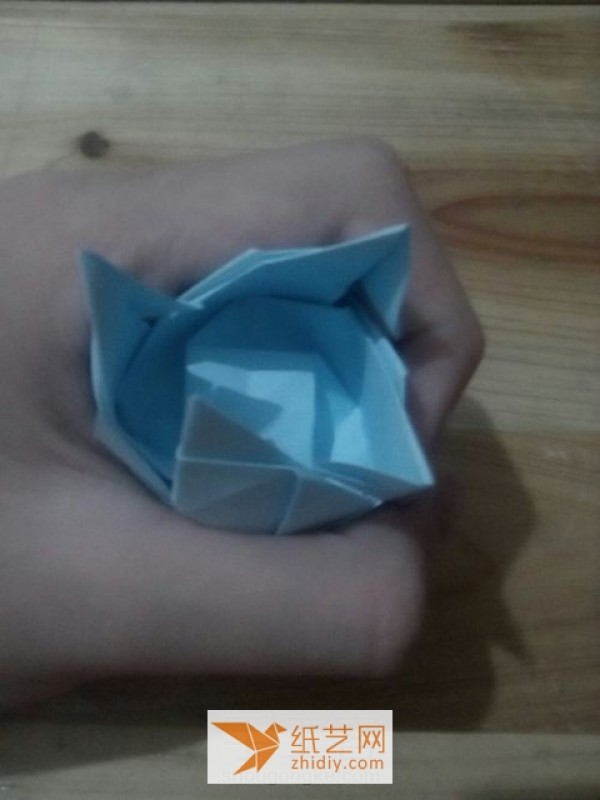 Tutorial on how to make an improved origami Kawasaki rose Valentines Day gift