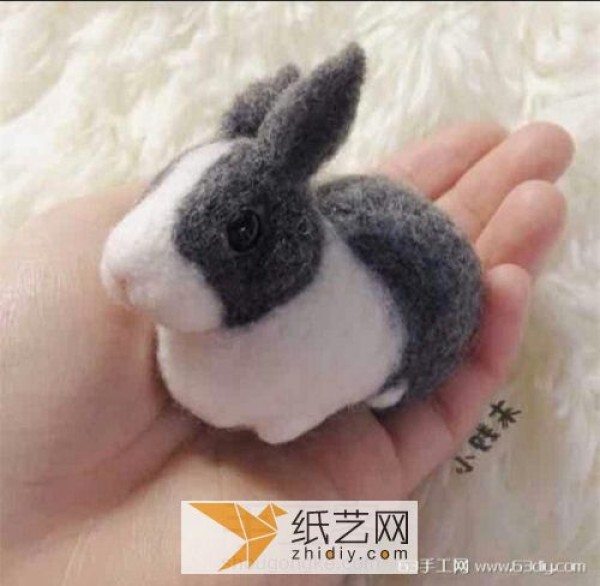 Cute Dodge Rabbit Wool Felt Poke Making Tutorial is a perfect Valentines Day gift for your girlfriend