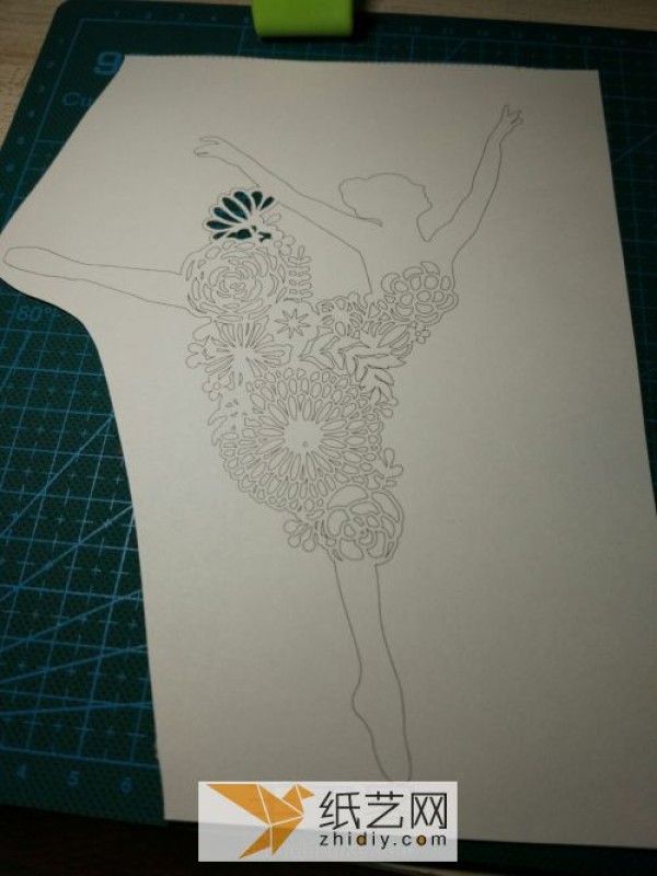 Modern paper-cut hand-making tutorial Ballerina paper-cut DIY