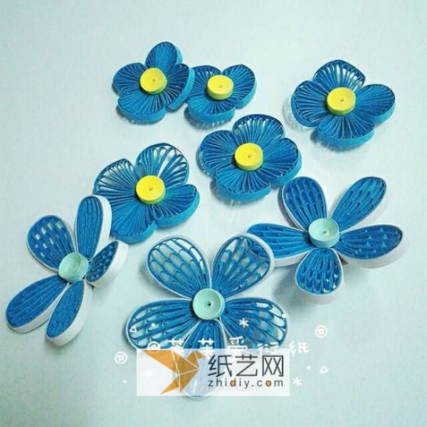 Use paper quilling method to make exquisite paper flower balls. DIY creativity of handmade paper flowers (transfer)