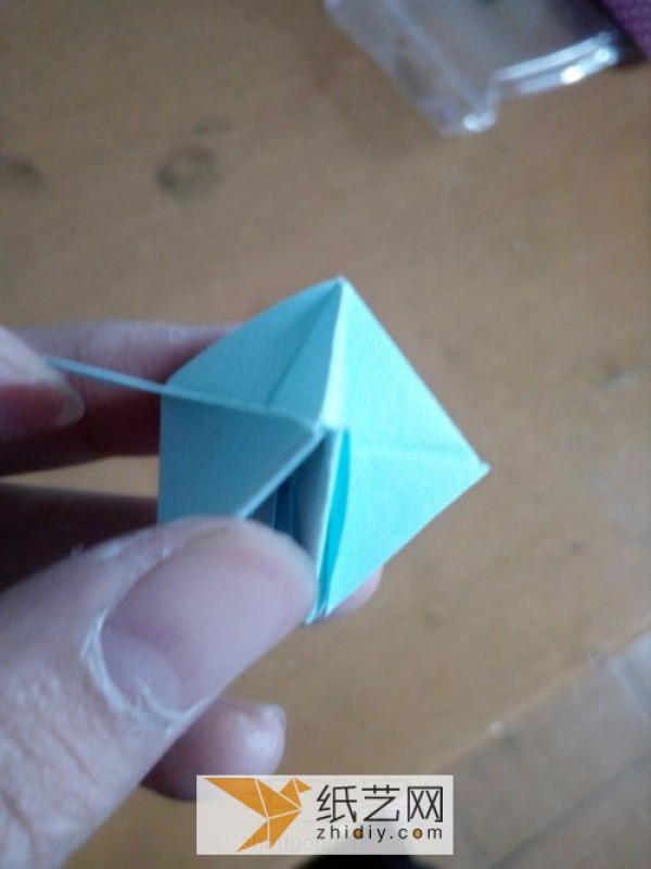 How to make randomly assembled origami box storage