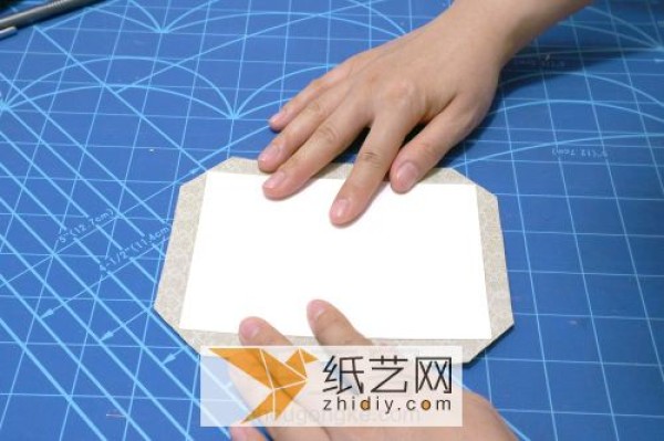 DIY fabric gift packaging box making tutorial for Chinese Valentine’s Day gifts