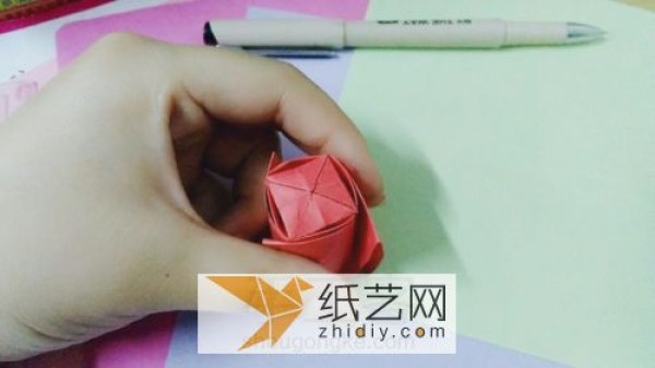 Little surprise for Chinese Valentines Day origami roses