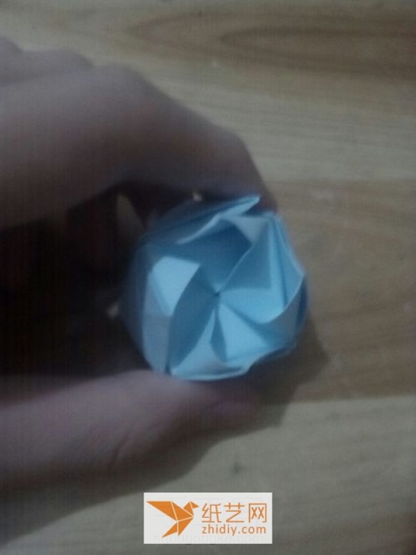 Tutorial on how to make an improved origami Kawasaki rose Valentines Day gift