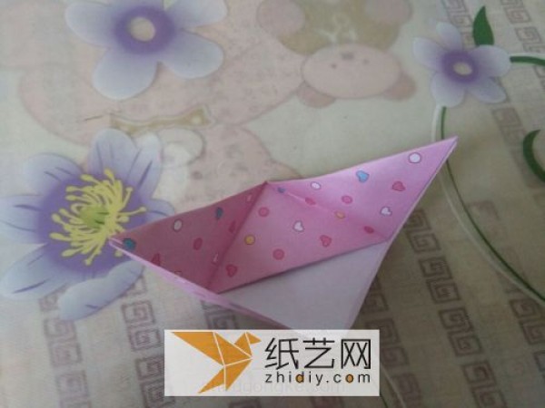 Origami birthday gift box can also be used as a storage box