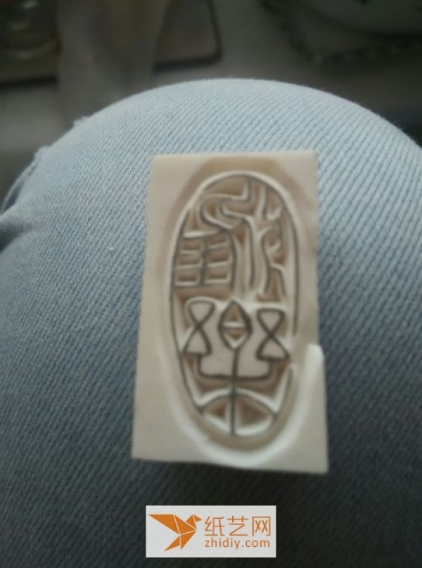 Tutorial on how to make an antique seal using rubber stamps