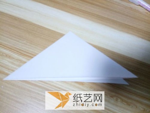 The origami box with the exploding box mechanism is perfect for Teacher’s Day greeting cards.