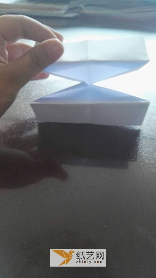 Simple origami box making tutorial to facilitate your life