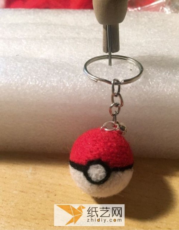 Wool Felt Pokemon Poke Ball Keychain New Year Gift Making Tutorial