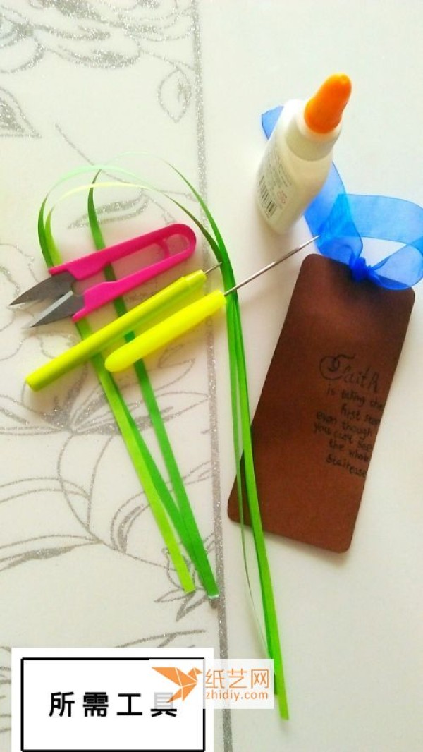 A simple way to make handmade paper bookmarks (four-leaf clover)