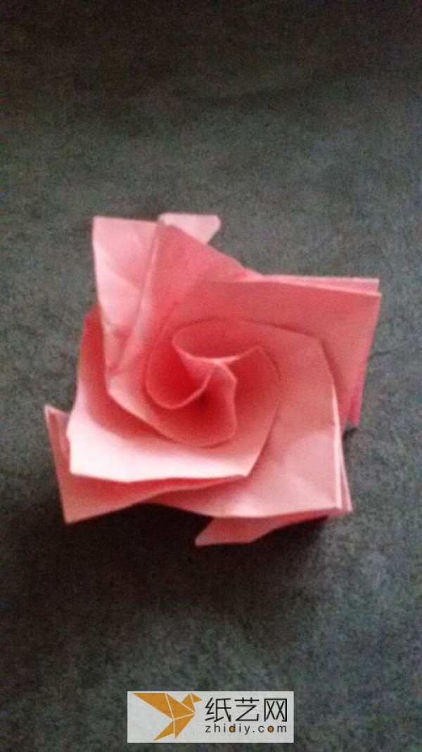 Very simple origami roses