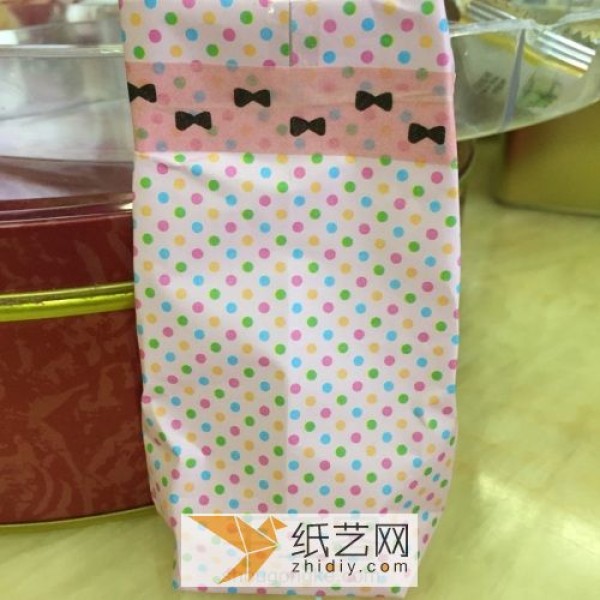 Easy-to-use origami packaging bag, very practical for wrapping New Year gifts