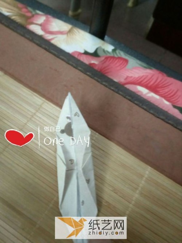 Basic origami paper crane folding method