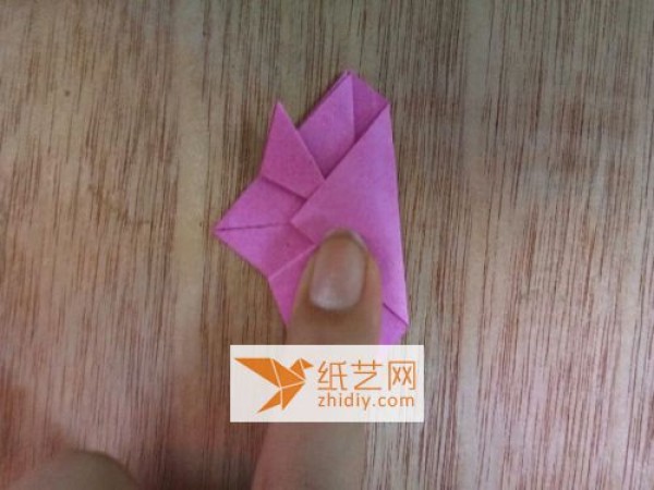 Simple handmade origami fish, easy to follow simple tutorial