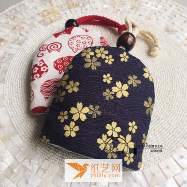 Chinese style handmade DIY key bag New Year gift making tutorial