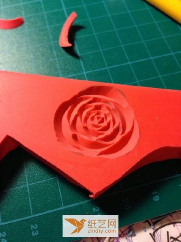 Tutorial on how to make roses that are perfect for Valentine’s Day gift rubber stamps