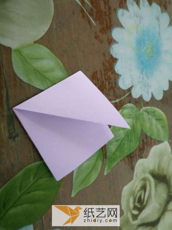 Origami tutorial with heartfelt love illustrations using skillful hands