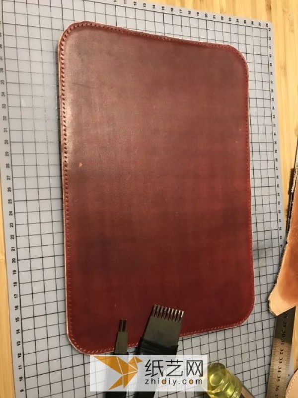 Turn waste into treasure and make a mouse pad as a Father’s Day gift