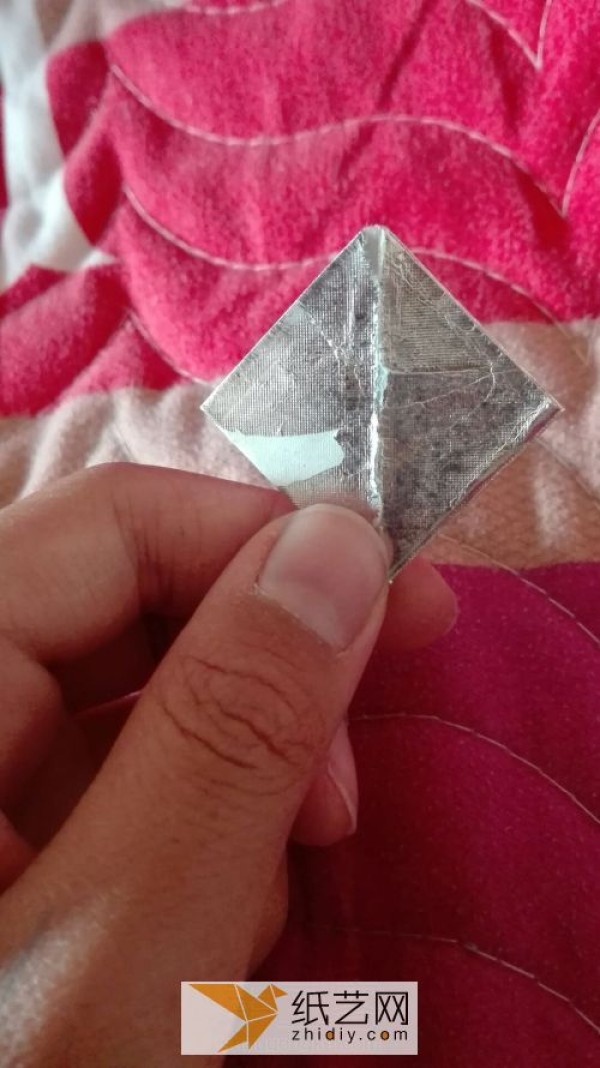 Beautiful way to fold an origami heart