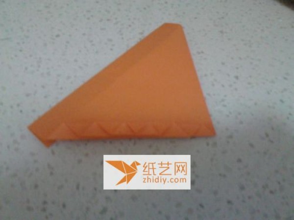 Detailed origami tutorial for handmade origami maple leaf box for Teachers Day