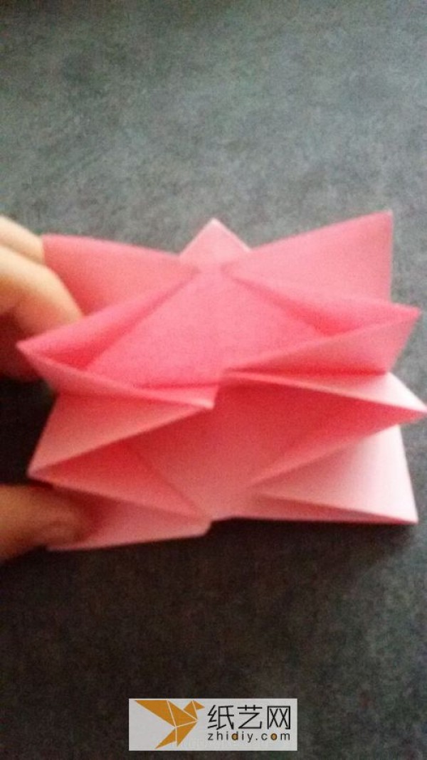 Very simple origami roses