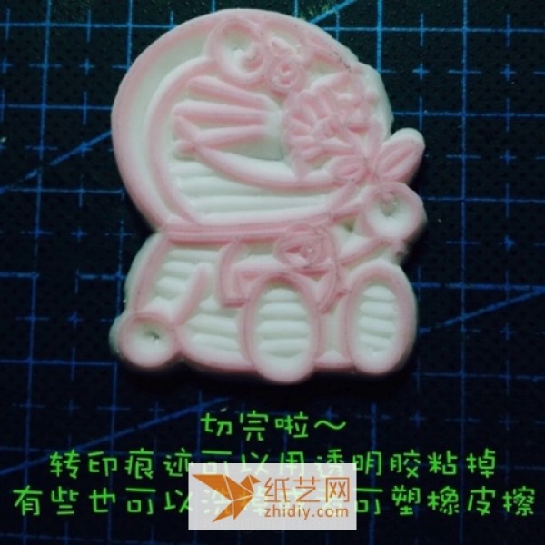 A step-by-step tutorial on how to make a Doraemon rubber stamp