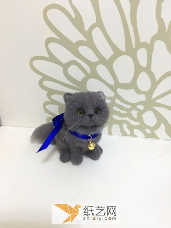 Master’s tutorial on how to make a wool felt poke kitten. A great Teacher’s Day gift.