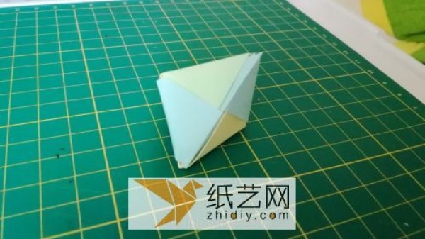 Cute origami rice dumplings, a small decoration for the Dragon Boat Festival