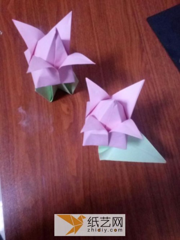 Origami Tulip Paper Flower Making Tutorial for Teacher’s Day Gifts for Teachers