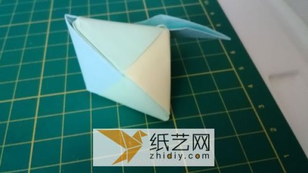 Cute origami rice dumplings, a small decoration for the Dragon Boat Festival