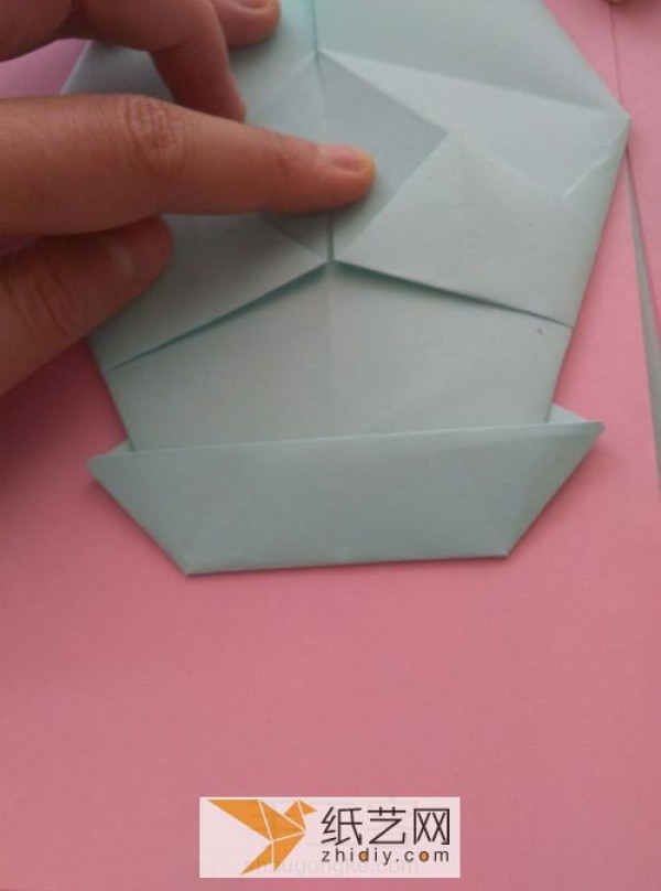 A complete illustrated tutorial on hippo origami. Teach you step by step how to make a three-dimensional origami animal.