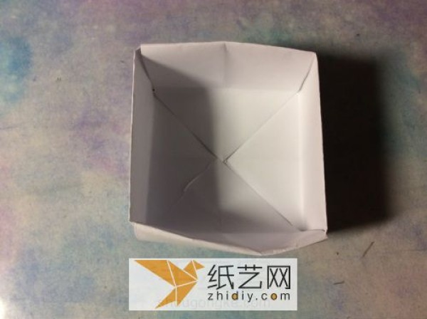 Illustrated tutorial for origami rose gift box How to make a Valentine’s Day handmade packaging box