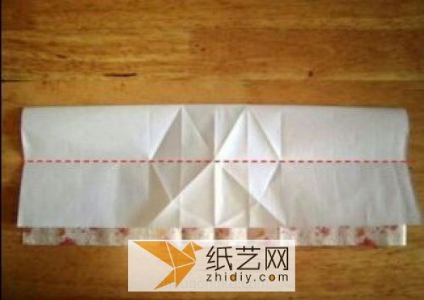 Making rice dumplings for Dragon Boat Festival. How to make origami rice dumplings.