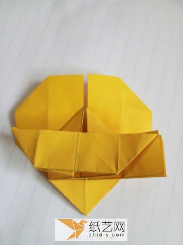 Mothers Day Gift Handmade Collection teaches you how to make a three-dimensional spring origami heart using an exploding box mechanism