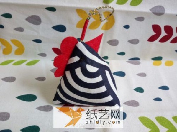 Cute rooster shaped fabric sachet for Dragon Boat Festival gift