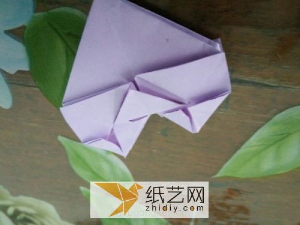 Origami tutorial with heartfelt love illustrations using skillful hands