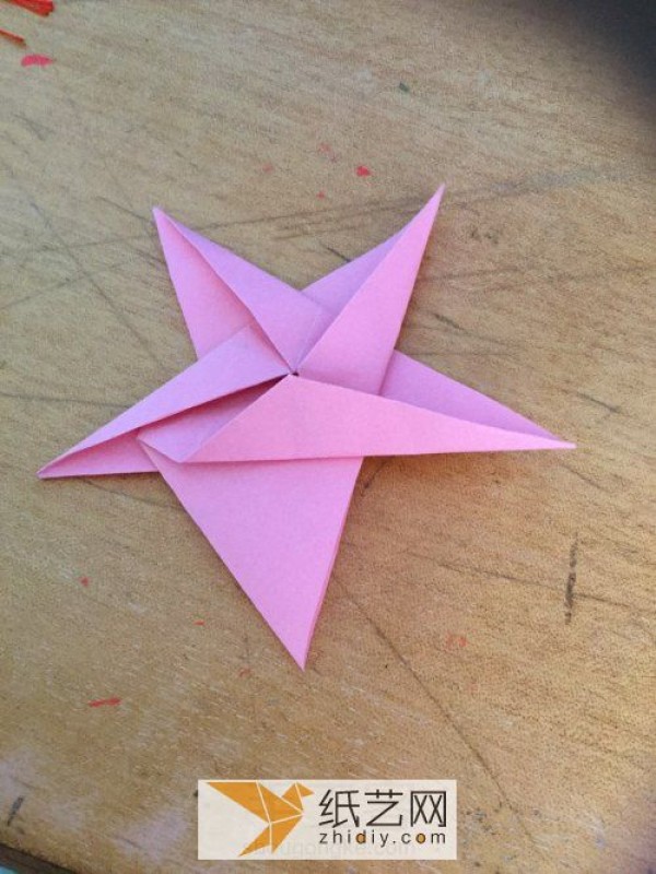 I want to put the beautiful origami five-pointed star on the Teacher’s Day greeting card.