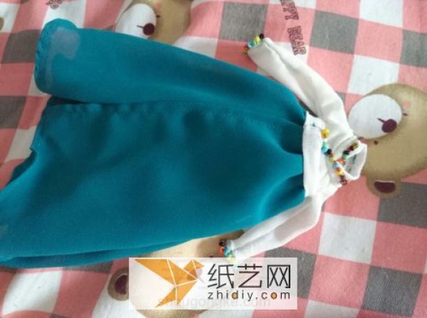 In the New Year, the doll will be given a Korean dress made of handmade fabrics.