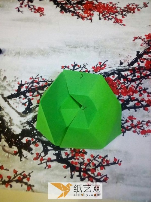 Awesome! This is the most beautiful origami 3D flower ball I have ever seen!