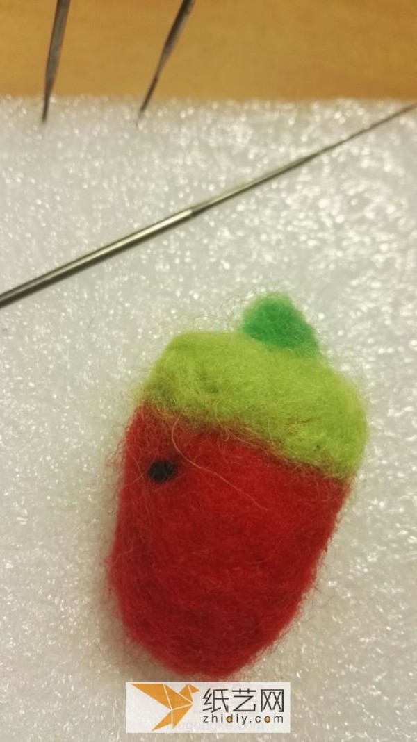 Wool felt small watermelon mobile phone chain Mothers Day gift for newbies