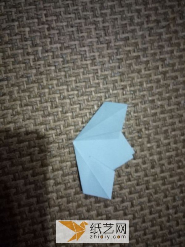 A very common way to make origami cherry blossoms