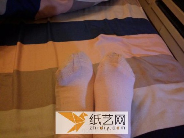 DIY old socks turn waste into treasure and transform them into interesting Japanese style socks