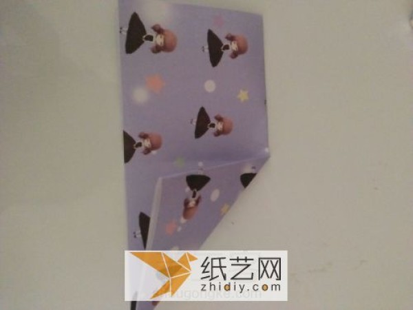 Think of origami paper cranes as a handmade gift for 520 Valentine’s Day