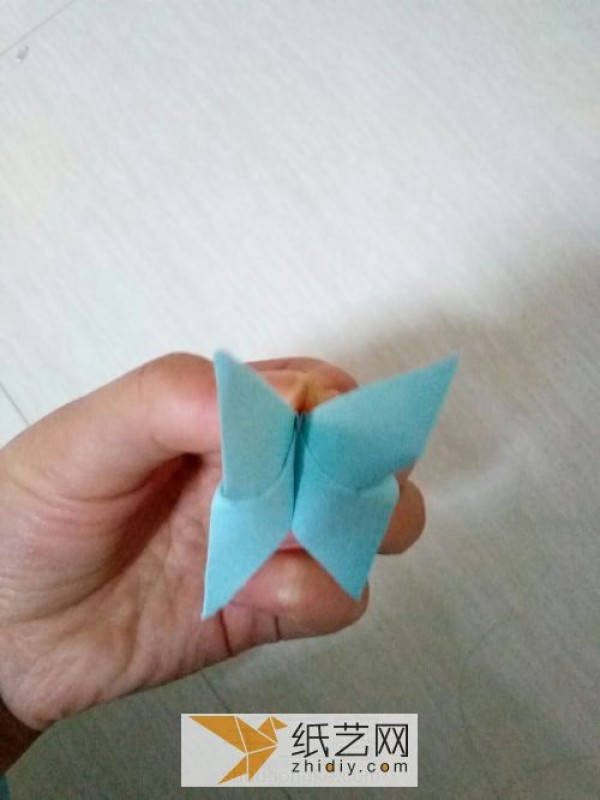 How to fold a simple origami butterfly. A complete collection of handmade paper butterfly folding methods.